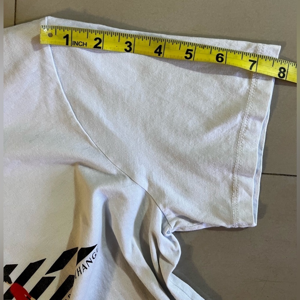 ARMANI EXCHANGE LOGO 4PEOPLE WALKING ON SQUARE CONTRASTING LOGO' T-SHIRT size M - Picture 9 of 16